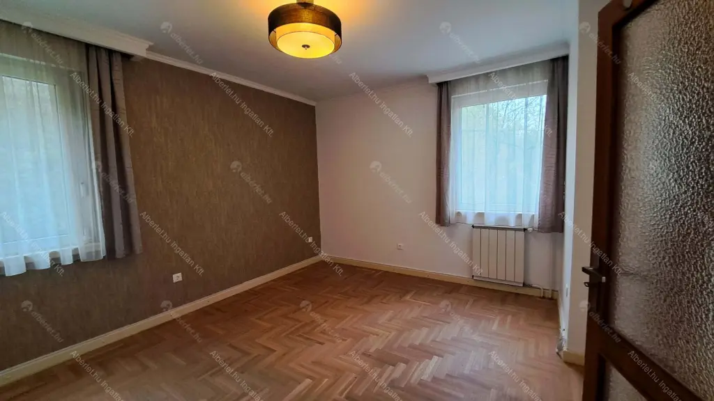 Kiadó albérlet 790000 Ft/hó áron: Budapest, II. kerület  Felső Zöldmáli út. Mérete: 185 nm, 3 szobás | Alberlet.hu - 6709057