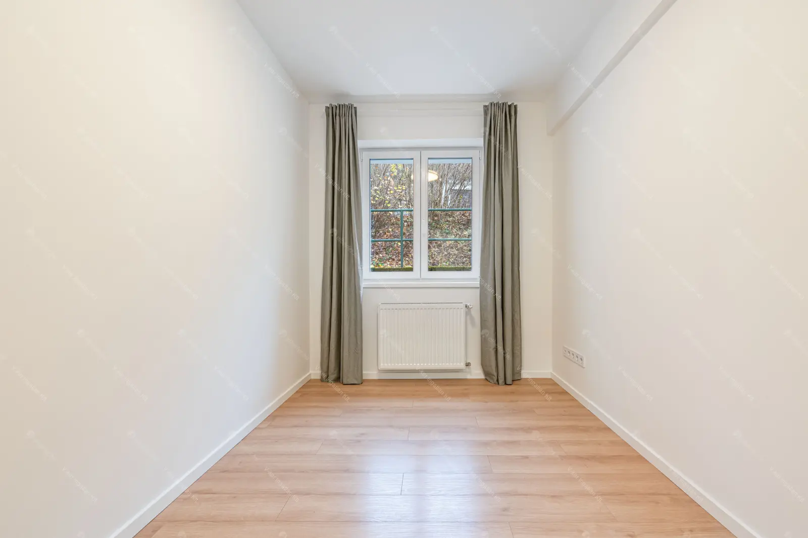 Kiadó albérlet 390000 Ft/hó áron: Budapest, II. kerület  Felvinci utca. Mérete: 71 nm, 3 szobás | Alberlet.hu - 6654193