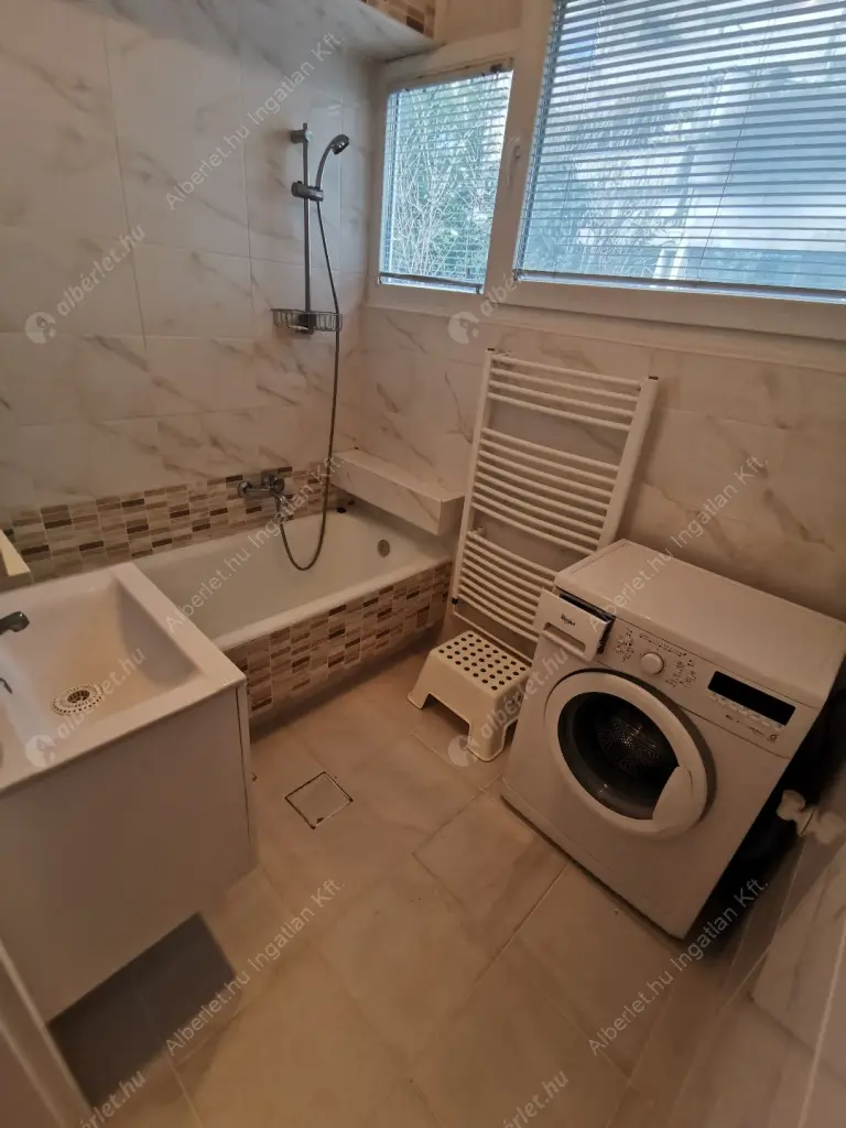 Kiadó albérlet 300000 Ft/hó áron: Budapest, II. kerület  Fenyves lejtő. Mérete: 54 nm, 2 szobás | Alberlet.hu - 6576704