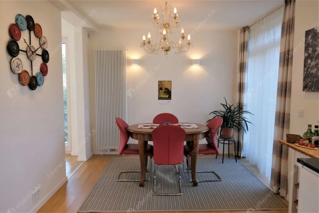 Kiadó albérlet 1400000 Ft/hó áron: Budapest, II. kerület  Fillér utca. Mérete: 153 nm, 5 szobás | Alberlet.hu - 6517427