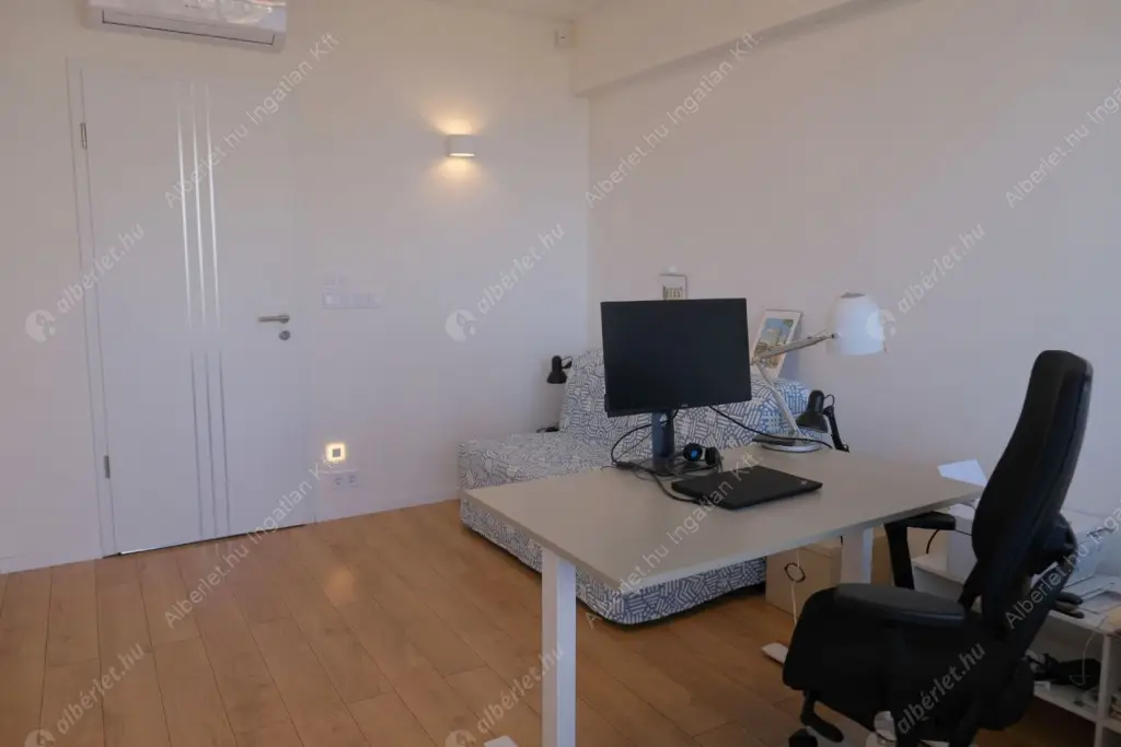 Kiadó albérlet 1400000 Ft/hó áron: Budapest, II. kerület  Fillér utca. Mérete: 153 nm, 5 szobás | Alberlet.hu - 6517433