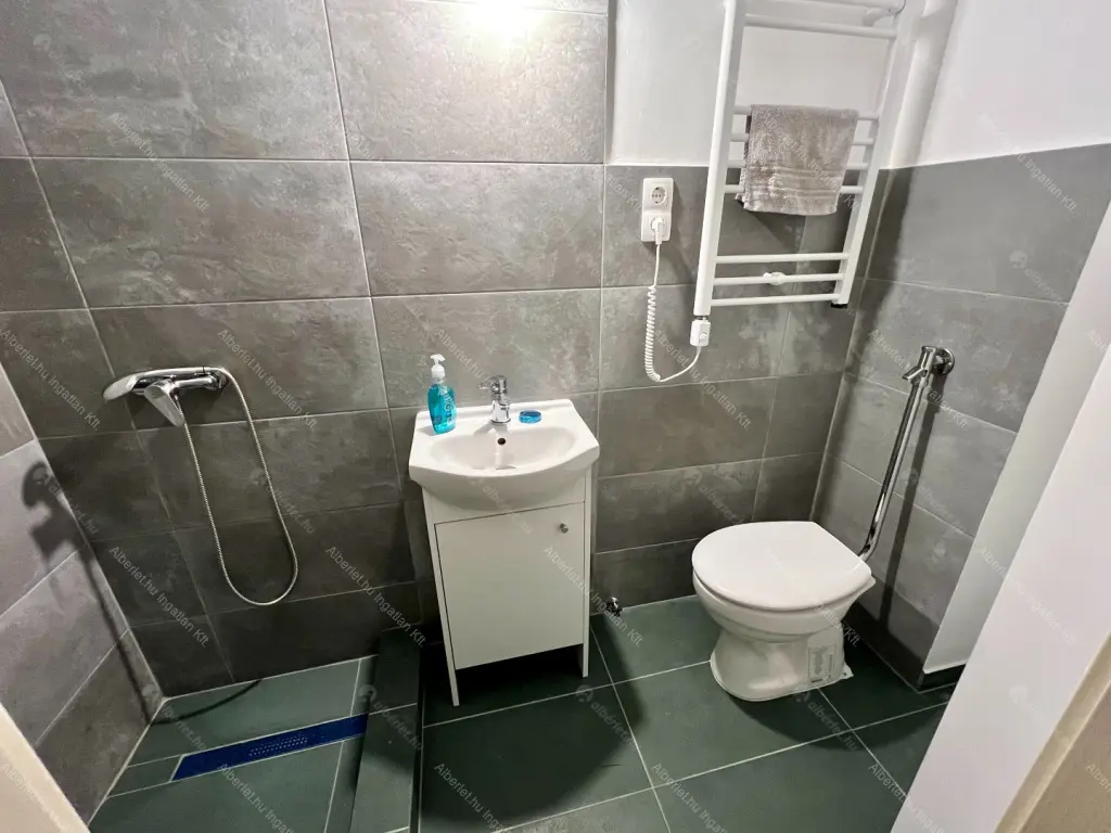 Kiadó albérlet 250000 Ft/hó áron: Budapest, II. kerület  Fillér utca. Mérete: 31 nm, 1 szobás | Alberlet.hu - 6673566