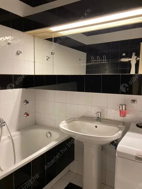Kiadó albérlet 325000 Ft/hó áron: Budapest, II. kerület  Fillér utca. Mérete: 58 nm, 2 szobás | Alberlet.hu - 6630547