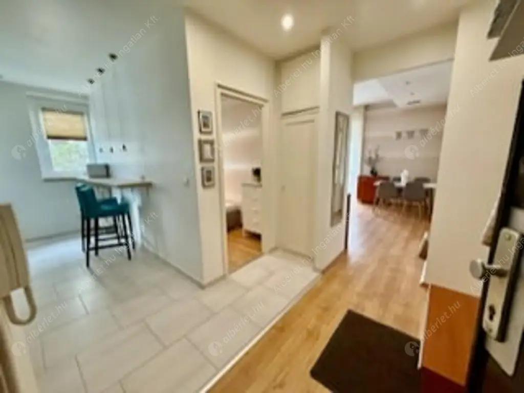 Kiadó albérlet 380000 Ft/hó áron: Budapest, II. kerület  Fillér utca. Mérete: 70 nm, 2 szobás | Alberlet.hu - 6619092