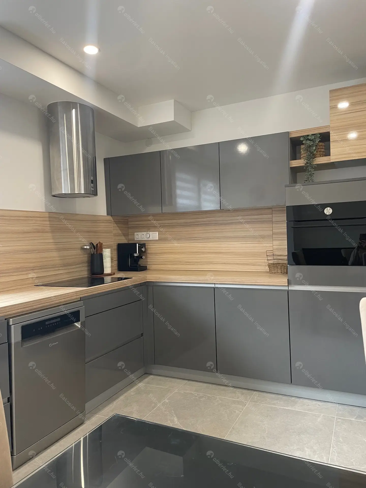 Kiadó albérlet 582000 Ft/hó áron: Budapest, II. kerület  Fillér utca. Mérete: 85 nm, 3 szobás | Alberlet.hu - 6412274