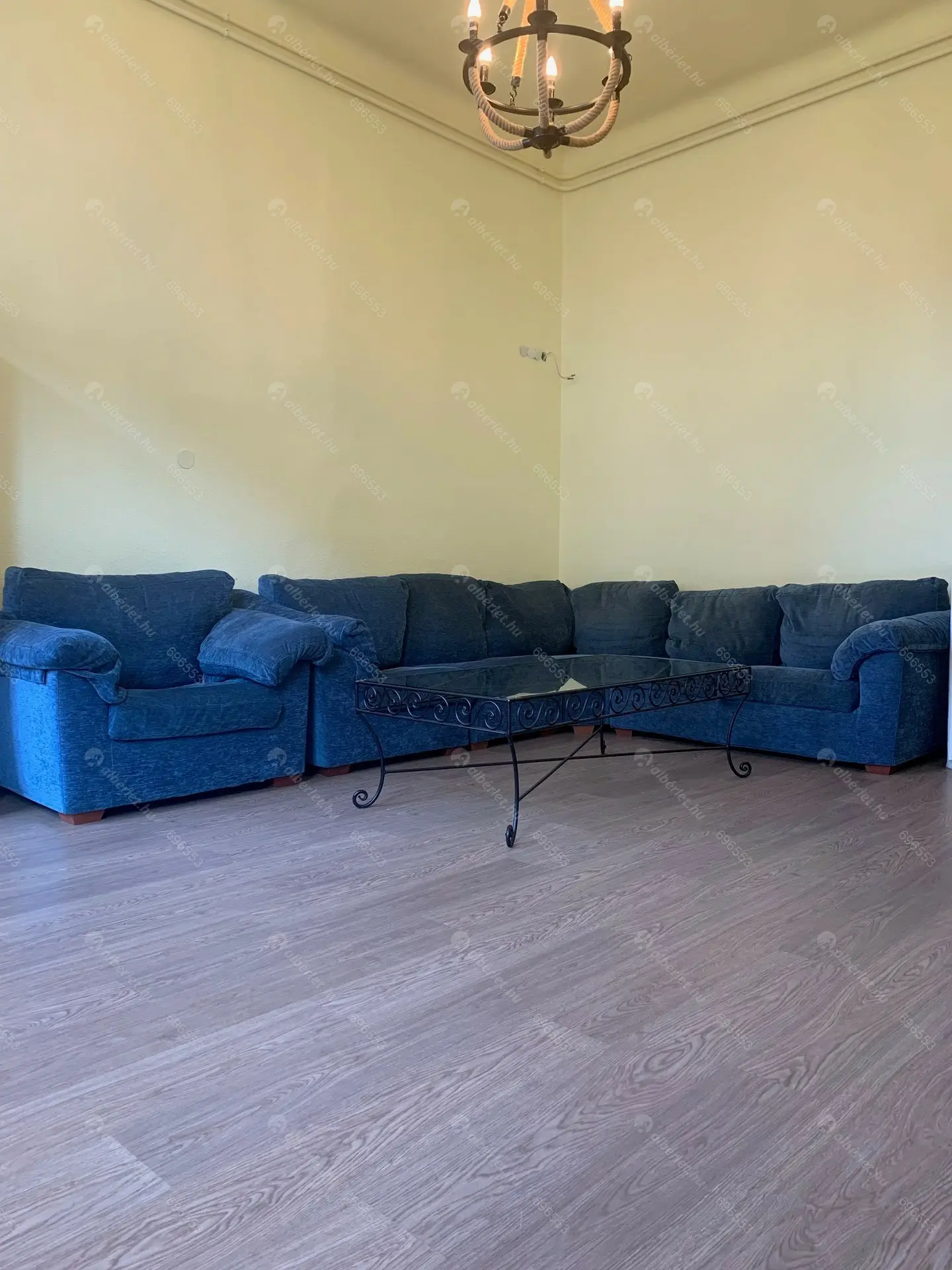 Kiadó albérlet 220000 Ft/hó áron: Budapest, II. kerület   Fő utca . Mérete: 48 nm, 1 szobás | Alberlet.hu - 5597917