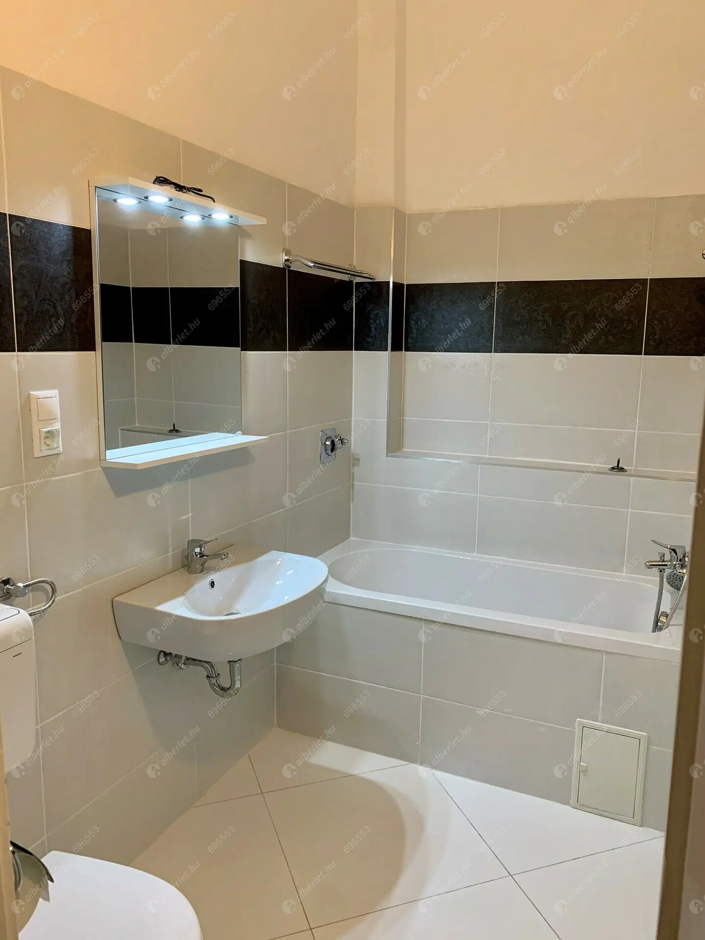 Kiadó albérlet 220000 Ft/hó áron: Budapest, II. kerület   Fő utca . Mérete: 48 nm, 1 szobás | Alberlet.hu - 5597918