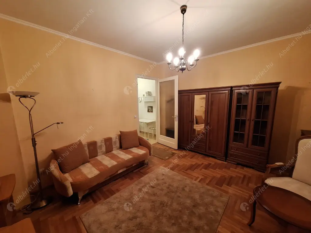 Kiadó albérlet 190000 Ft/hó áron: Budapest, II. kerület  Frankel Leó út. Mérete: 30 nm, 1 szobás | Alberlet.hu - 6630832