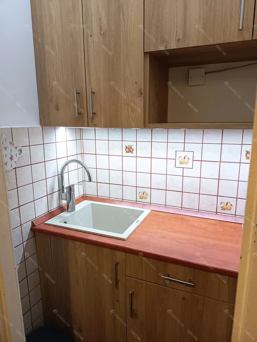 Kiadó albérlet 188000 Ft/hó áron: Budapest, II. kerület  Frankel Leó út. Mérete: 40 nm, 1 szobás | Alberlet.hu - 6659763