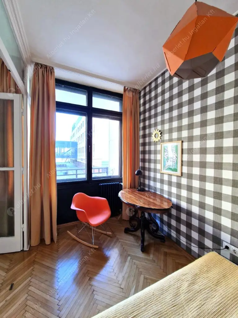Kiadó albérlet 345000 Ft/hó áron: Budapest, II. kerület  Frankel Leó út. Mérete: 56 nm, 2 szobás | Alberlet.hu - 6633736