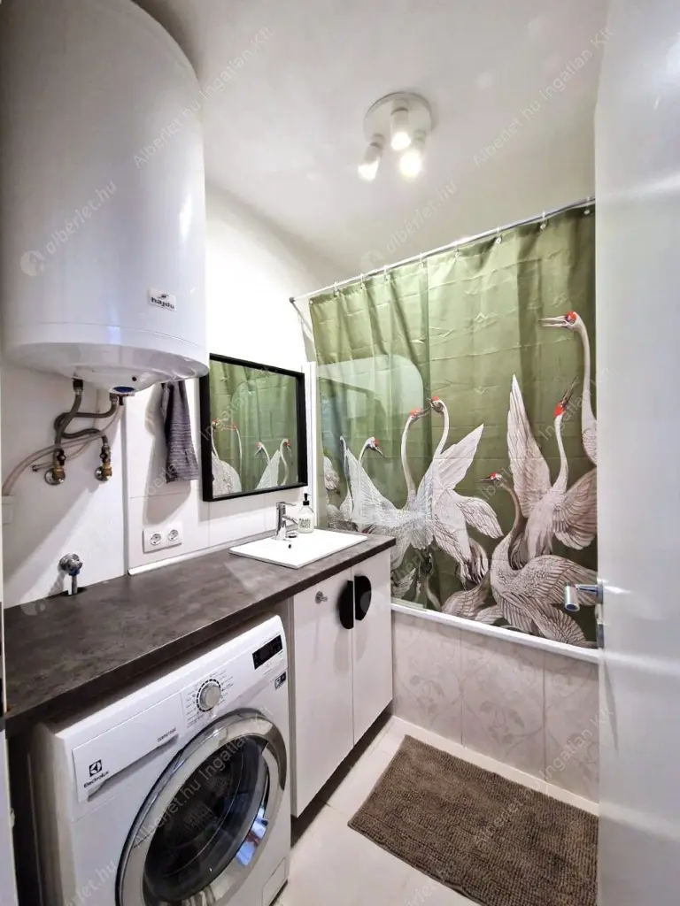 Kiadó albérlet 345000 Ft/hó áron: Budapest, II. kerület  Frankel Leó út. Mérete: 56 nm, 2 szobás | Alberlet.hu - 6633742