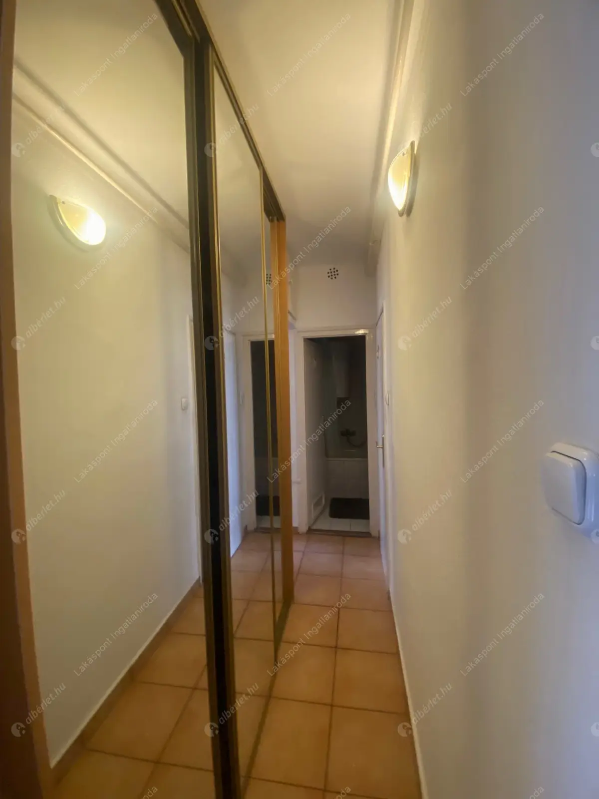 Kiadó albérlet 350000 Ft/hó áron: Budapest, II. kerület  Frankel Leó út. Mérete: 67 nm, 2 szobás | Alberlet.hu - 6634719