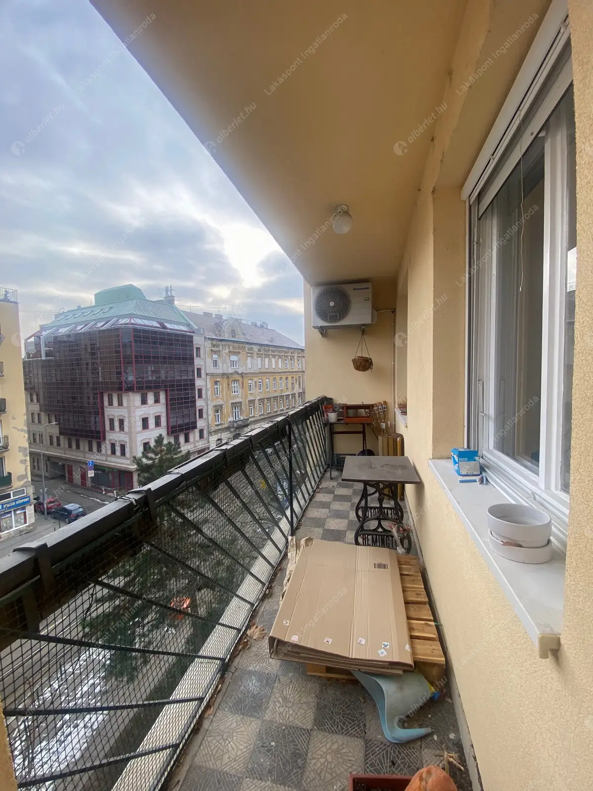 Kiadó albérlet 350000 Ft/hó áron: Budapest, II. kerület  Frankel Leó út. Mérete: 67 nm, 2 szobás | Alberlet.hu - 6634726