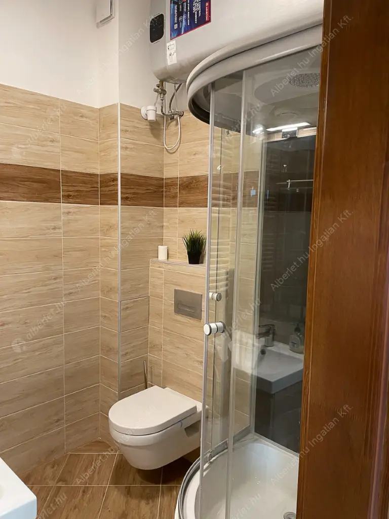 Kiadó albérlet 299000 Ft/hó áron: Budapest, II. kerület  Gábor Áron utca. Mérete: 51 nm, 1 szobás | Alberlet.hu - 6618036