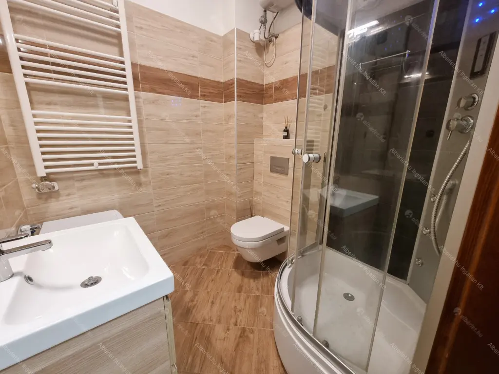 Kiadó albérlet 280000 Ft/hó áron: Budapest, II. kerület  Gábor Áron utca. Mérete: 51 nm, 1 szobás | Alberlet.hu - 6648322