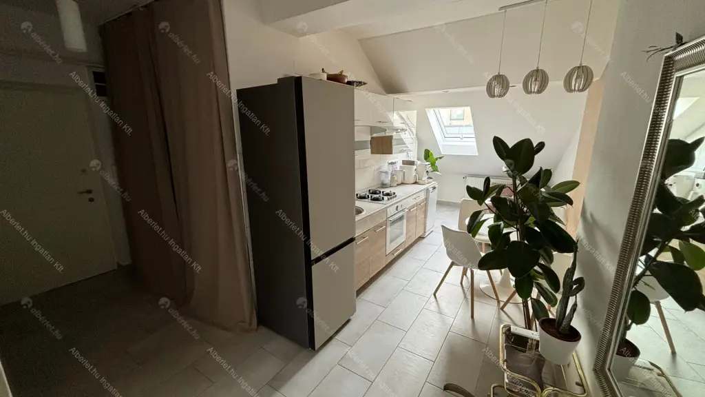 Kiadó albérlet 248000 Ft/hó áron: Budapest, II. kerület  Ganz utca. Mérete: 38 nm, 1 szobás | Alberlet.hu - 6689971