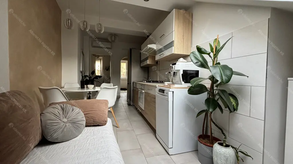 Kiadó albérlet 248000 Ft/hó áron: Budapest, II. kerület  Ganz utca. Mérete: 38 nm, 1 szobás | Alberlet.hu - 6689972