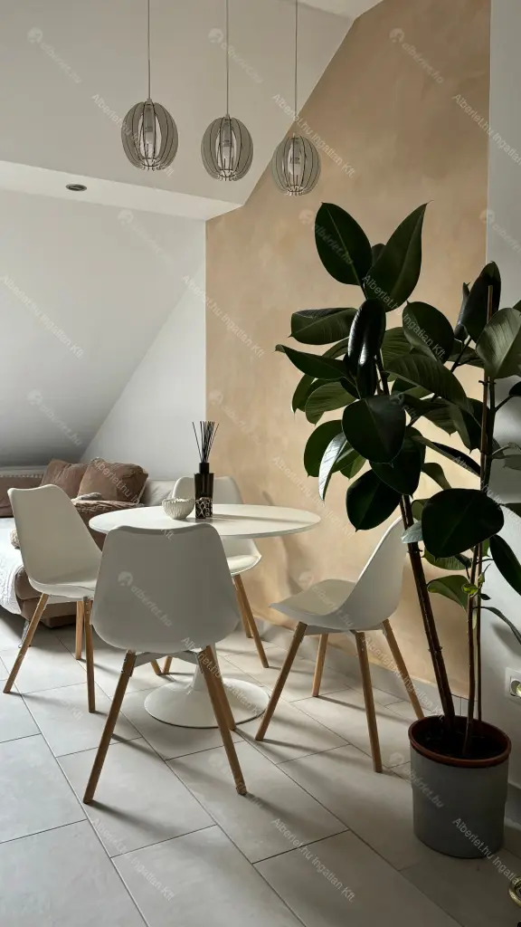 Kiadó albérlet 248000 Ft/hó áron: Budapest, II. kerület  Ganz utca. Mérete: 38 nm, 1 szobás | Alberlet.hu - 6689976