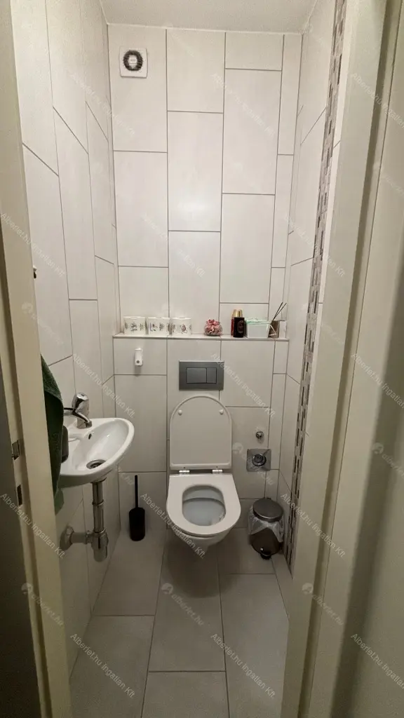 Kiadó albérlet 248000 Ft/hó áron: Budapest, II. kerület  Ganz utca. Mérete: 38 nm, 1 szobás | Alberlet.hu - 6689982