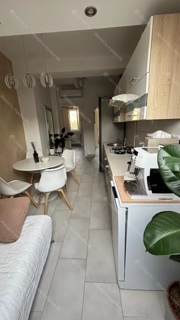 Kiadó albérlet 248000 Ft/hó áron: Budapest, II. kerület  Ganz utca. Mérete: 38 nm, 1 szobás | Alberlet.hu - 6689987