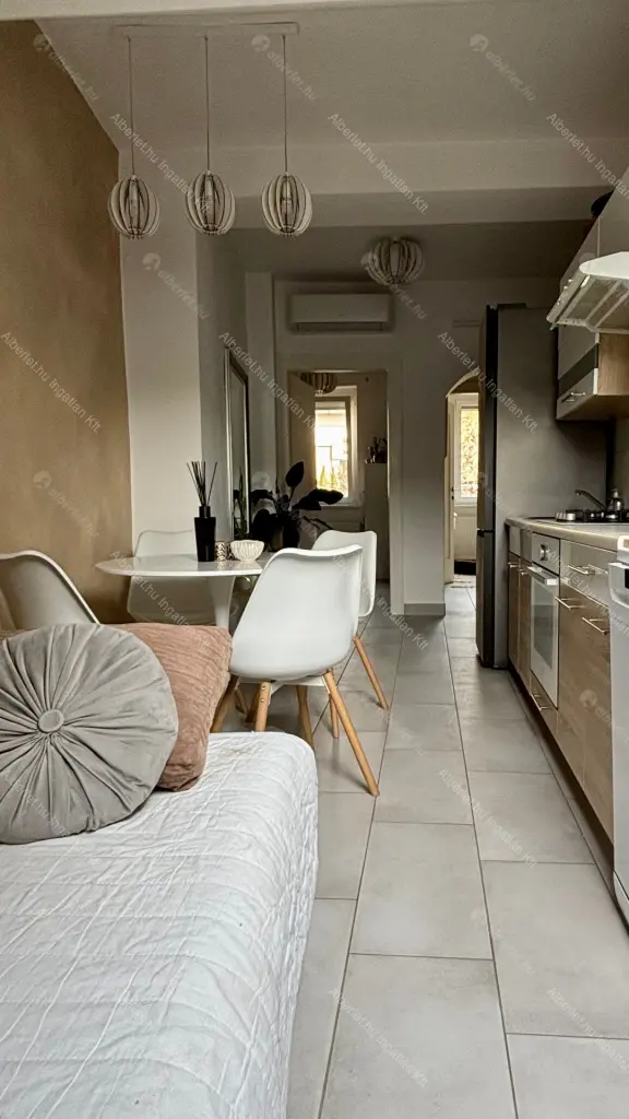 Kiadó albérlet 248000 Ft/hó áron: Budapest, II. kerület  Ganz utca. Mérete: 38 nm, 1 szobás | Alberlet.hu - 6689989