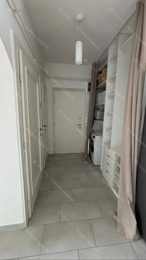 Kiadó albérlet 248000 Ft/hó áron: Budapest, II. kerület  Ganz utca. Mérete: 38 nm, 1 szobás | Alberlet.hu - 6689994