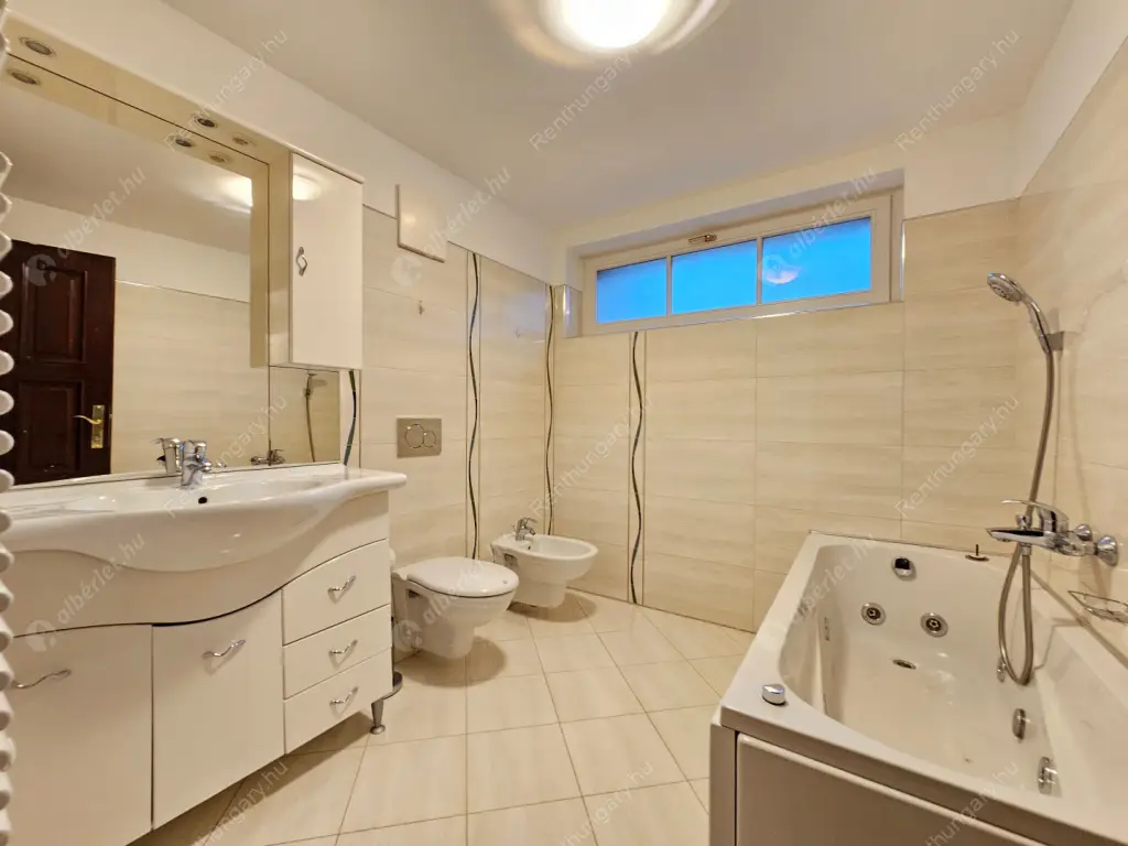 Kiadó albérlet 571000 Ft/hó áron: Budapest, II. kerület  Gárdonyi Géza út. Mérete: 110 nm, 3 szobás | Alberlet.hu - 6610214