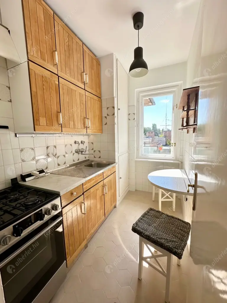 Kiadó albérlet 240000 Ft/hó áron: Budapest, II. kerület  Guyon Richárd utca. Mérete: 45 nm, 1 szobás | Alberlet.hu - 6569233
