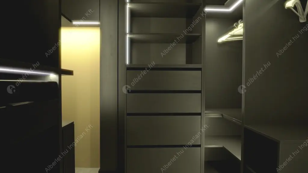 Kiadó albérlet 763000 Ft/hó áron: Budapest, II. kerület  Gyopár utca. Mérete: 110 nm, 3 szobás | Alberlet.hu - 6169906