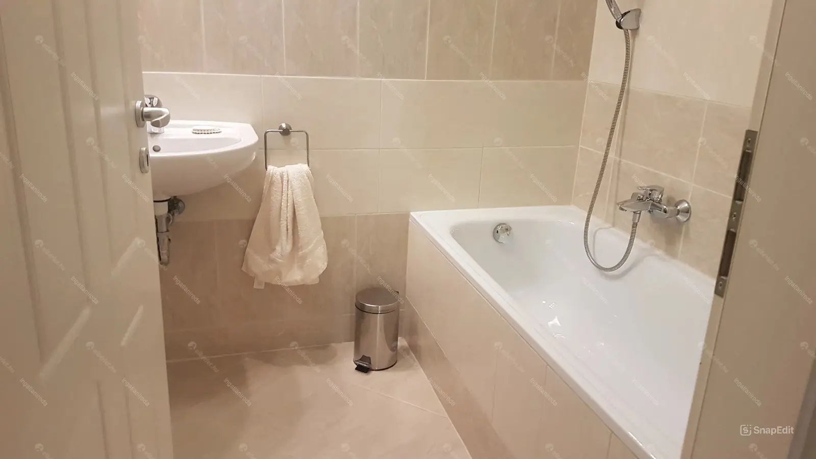 Kiadó albérlet 599000 Ft/hó áron: Budapest, II. kerület  Hankóczy Jenő utca. Mérete: 85 nm, 2 szobás | Alberlet.hu - 6683704