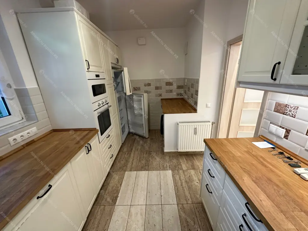 Kiadó albérlet 650000 Ft/hó áron: Budapest, II. kerület  Hárshegyi út. Mérete: 107 nm, 4 szobás | Alberlet.hu - 6696809