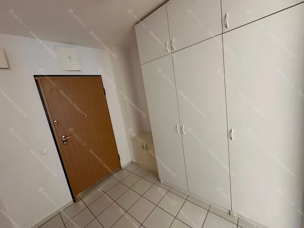 Kiadó albérlet 650000 Ft/hó áron: Budapest, II. kerület  Hárshegyi út. Mérete: 107 nm, 4 szobás | Alberlet.hu - 6696816