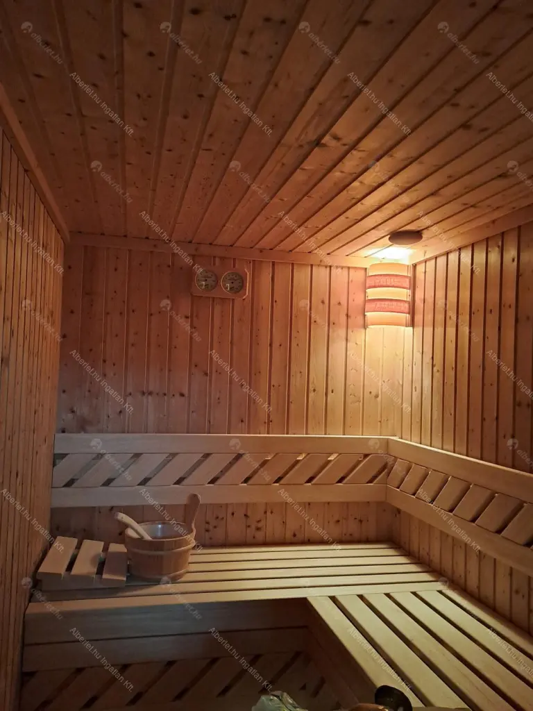 Kiadó albérlet 1400000 Ft/hó áron: Budapest, II. kerület  Hárshegyi út. Mérete: 120 nm, 4 szobás | Alberlet.hu - 6682633