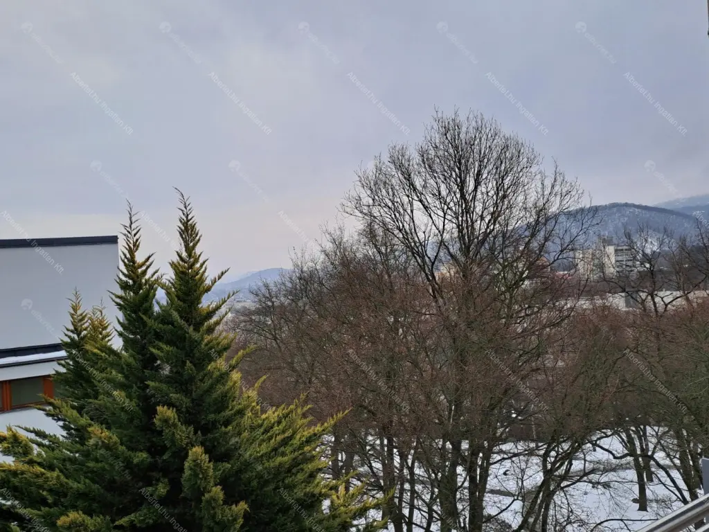 Kiadó albérlet 1400000 Ft/hó áron: Budapest, II. kerület  Hárshegyi út. Mérete: 120 nm, 4 szobás | Alberlet.hu - 6682636