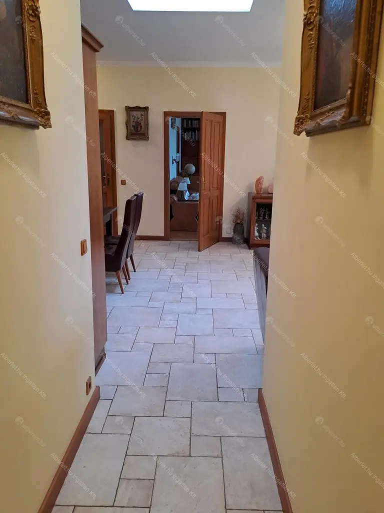 Kiadó albérlet 1400000 Ft/hó áron: Budapest, II. kerület  Hárshegyi út. Mérete: 120 nm, 4 szobás | Alberlet.hu - 6682638