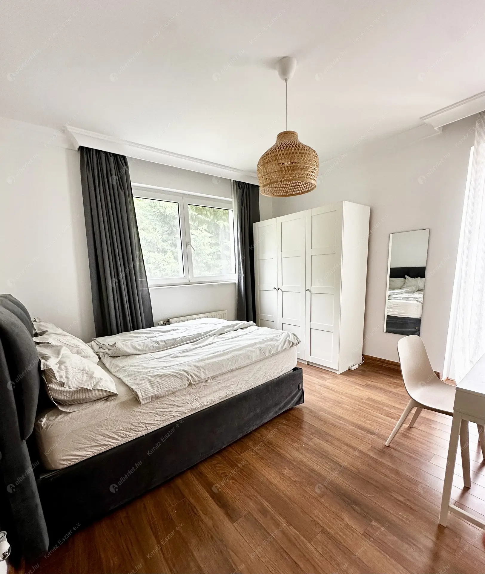 Kiadó albérlet 951000 Ft/hó áron: Budapest, II. kerület  Hárshegyi út. Mérete: 137 nm, 4 szobás | Alberlet.hu - 6490813