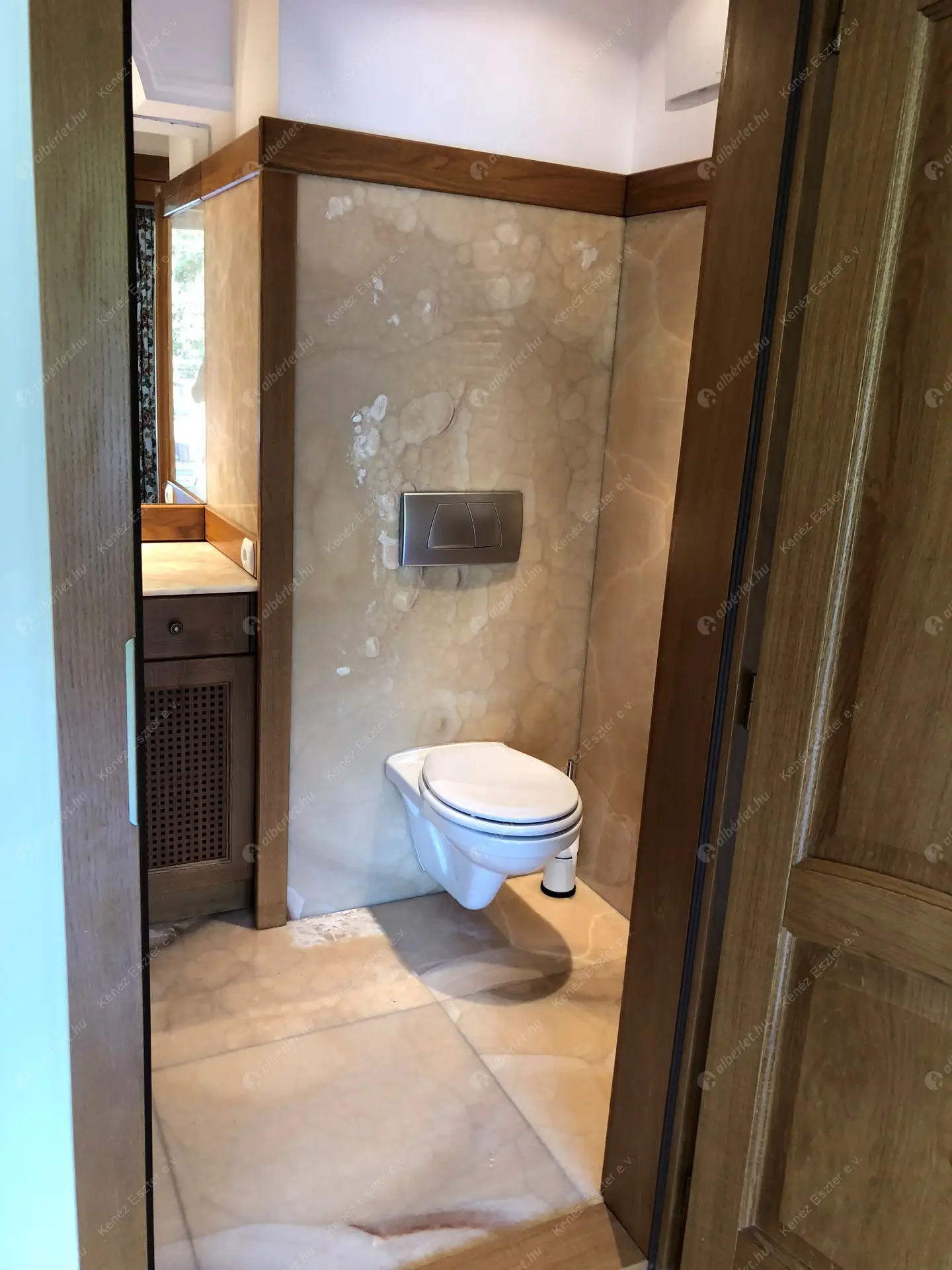 Kiadó albérlet 951000 Ft/hó áron: Budapest, II. kerület  Hárshegyi út. Mérete: 137 nm, 4 szobás | Alberlet.hu - 6490821