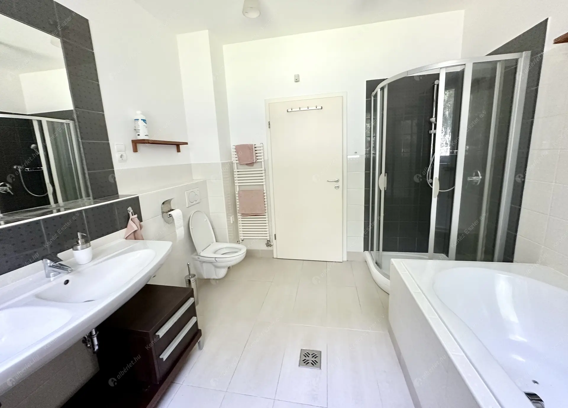 Kiadó albérlet 770000 Ft/hó áron: Budapest, II. kerület  Hárshegyi út. Mérete: 98 nm, 3 szobás | Alberlet.hu - 6491316