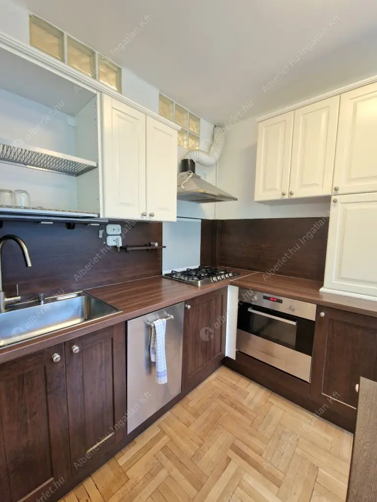 Kiadó albérlet 270000 Ft/hó áron: Budapest, II. kerület  Herman Ottó út. Mérete: 65 nm, 2 szobás | Alberlet.hu - 6592471