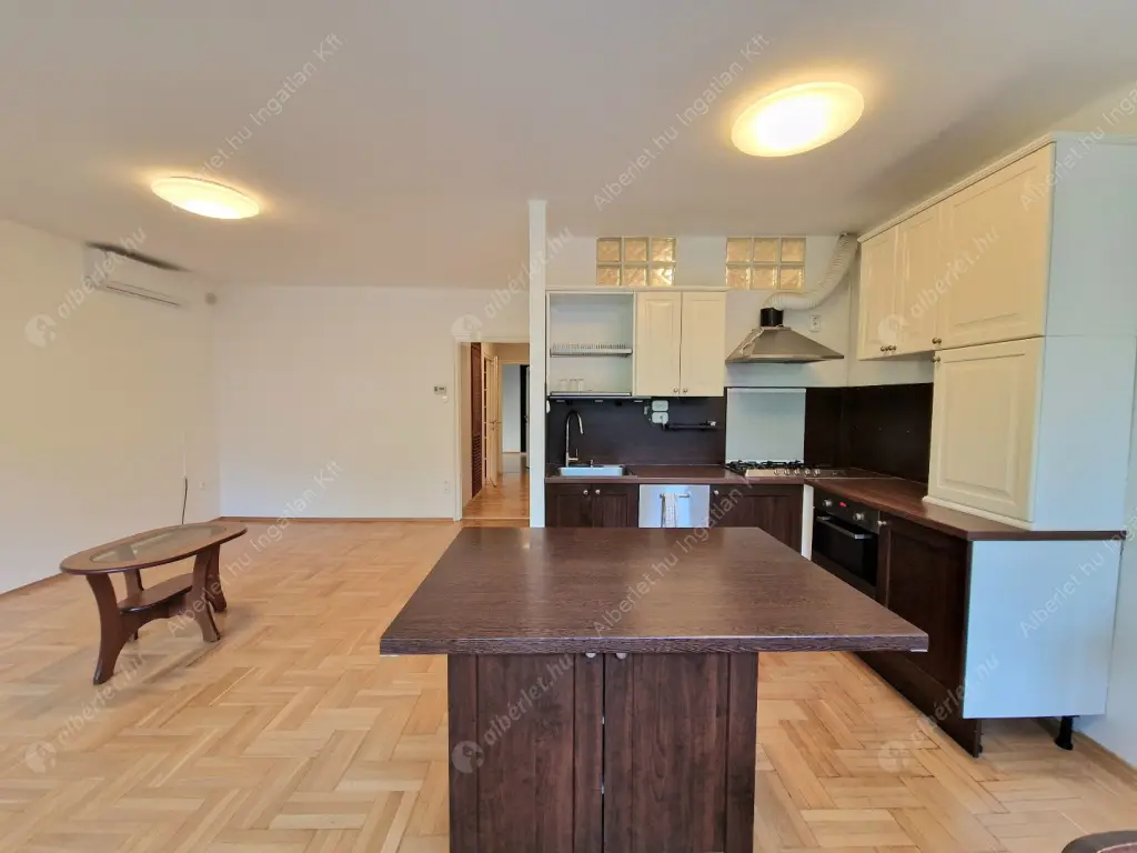Kiadó albérlet 270000 Ft/hó áron: Budapest, II. kerület  Herman Ottó út. Mérete: 65 nm, 2 szobás | Alberlet.hu - 6592472