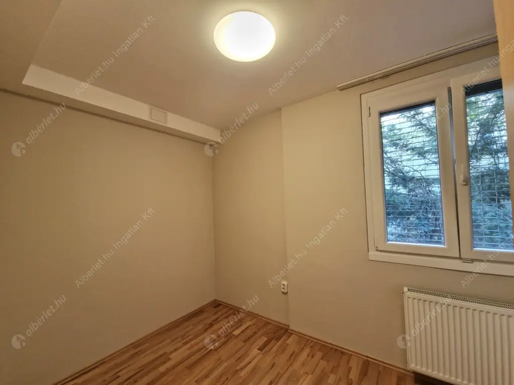 Kiadó albérlet 270000 Ft/hó áron: Budapest, II. kerület  Herman Ottó út. Mérete: 65 nm, 2 szobás | Alberlet.hu - 6592478