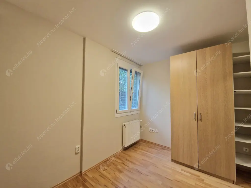 Kiadó albérlet 270000 Ft/hó áron: Budapest, II. kerület  Herman Ottó út. Mérete: 65 nm, 2 szobás | Alberlet.hu - 6592479