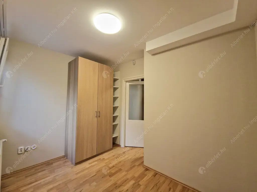 Kiadó albérlet 270000 Ft/hó áron: Budapest, II. kerület  Herman Ottó út. Mérete: 65 nm, 2 szobás | Alberlet.hu - 6592480