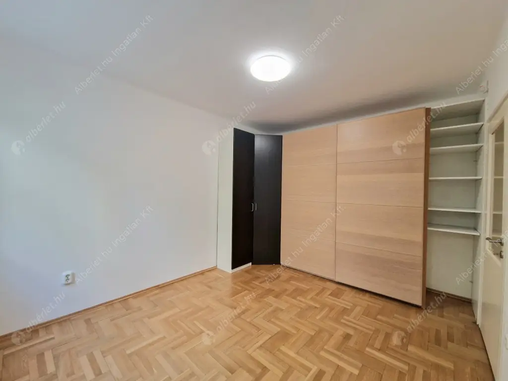 Kiadó albérlet 270000 Ft/hó áron: Budapest, II. kerület  Herman Ottó út. Mérete: 65 nm, 2 szobás | Alberlet.hu - 6592483