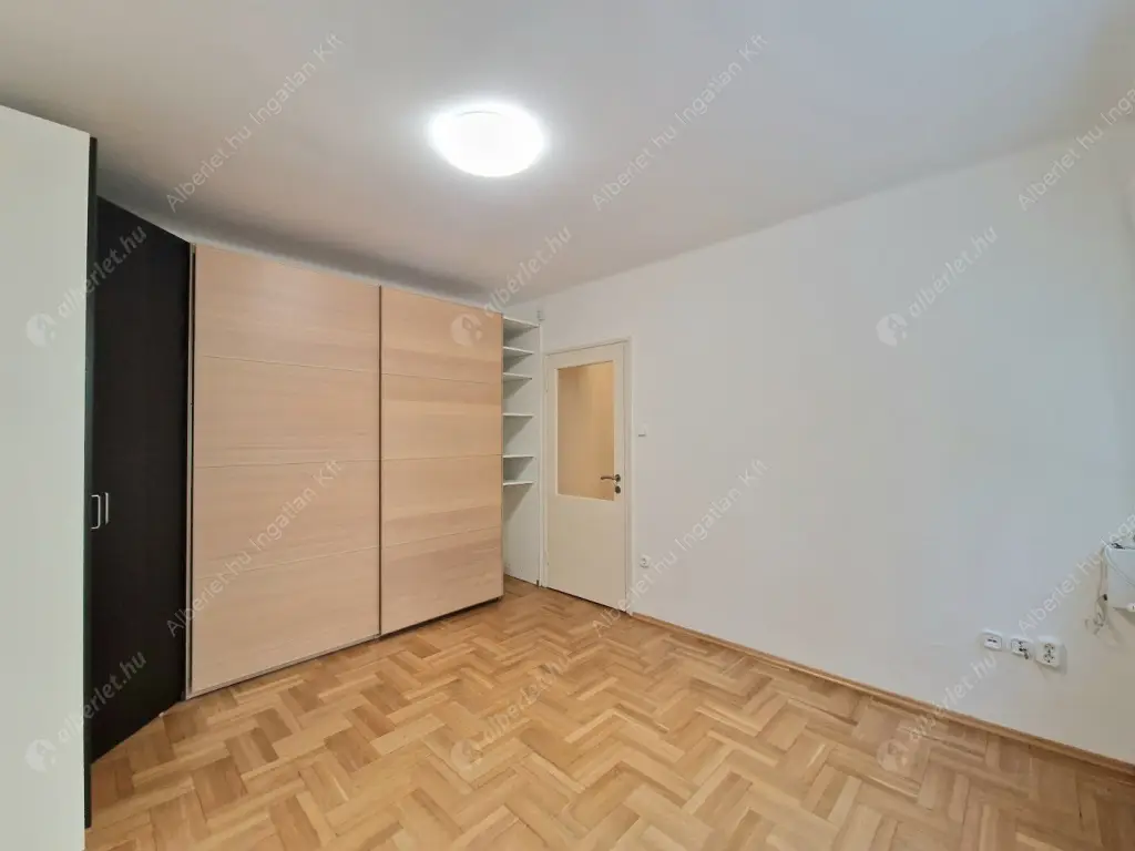 Kiadó albérlet 270000 Ft/hó áron: Budapest, II. kerület  Herman Ottó út. Mérete: 65 nm, 2 szobás | Alberlet.hu - 6592484