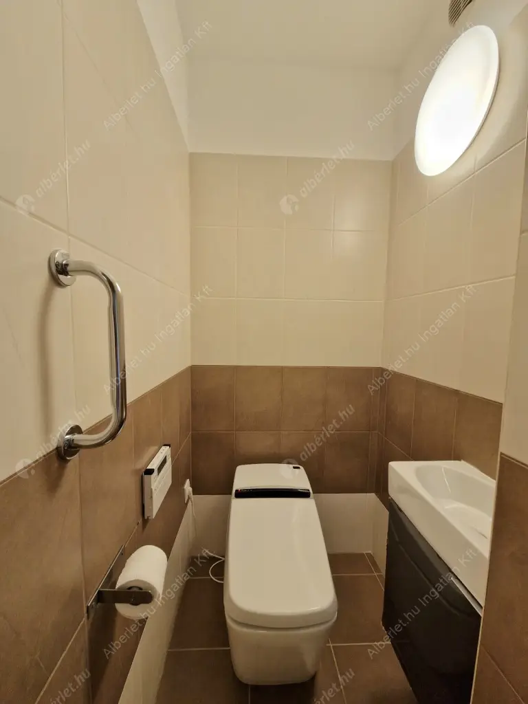 Kiadó albérlet 270000 Ft/hó áron: Budapest, II. kerület  Herman Ottó út. Mérete: 65 nm, 2 szobás | Alberlet.hu - 6592489