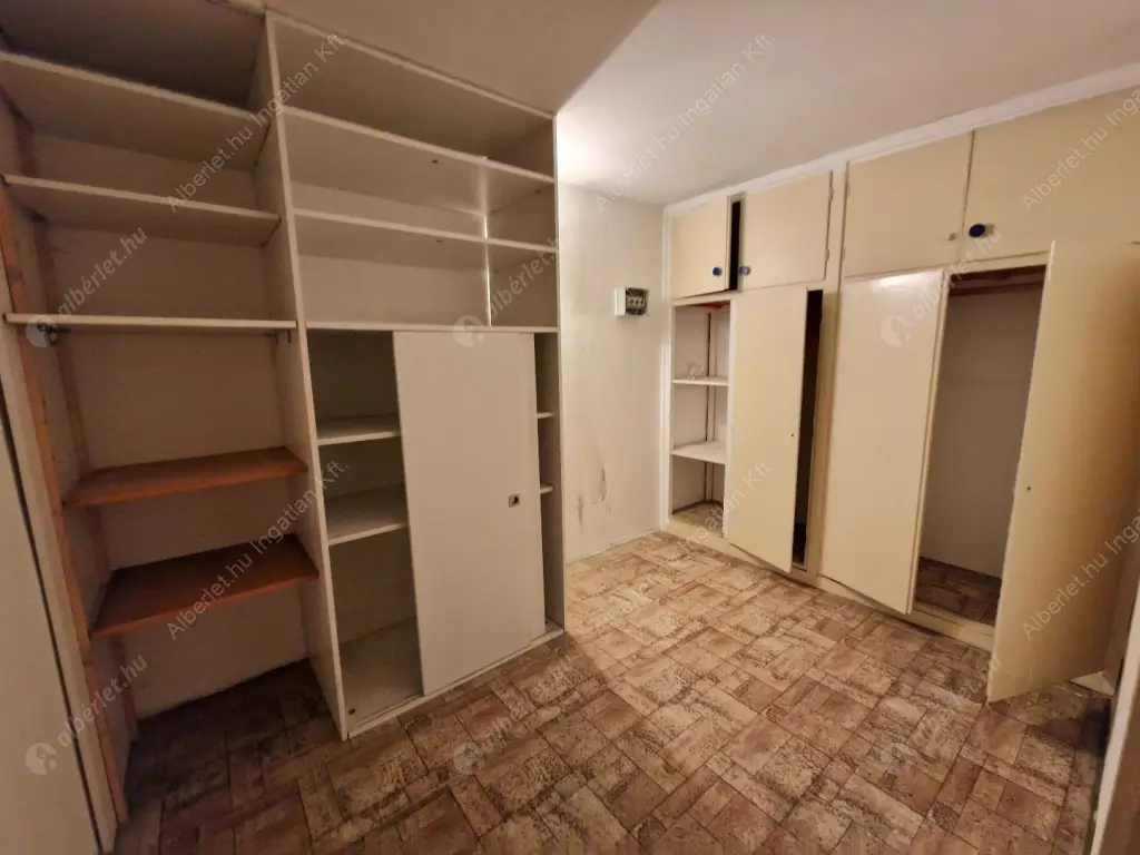 Kiadó albérlet 270000 Ft/hó áron: Budapest, II. kerület  Herman Ottó út. Mérete: 65 nm, 2 szobás | Alberlet.hu - 6592492