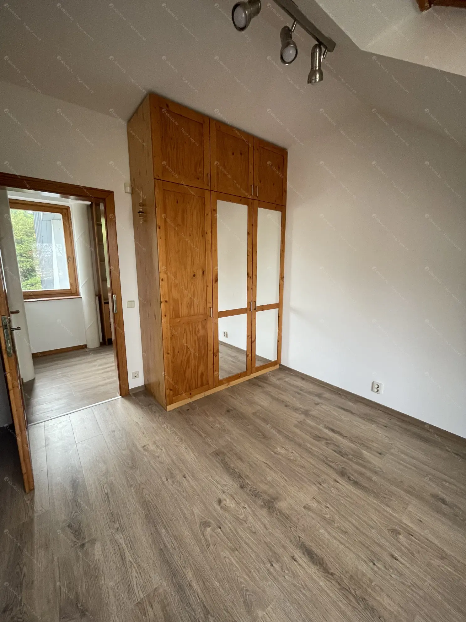 Kiadó albérlet 490000 Ft/hó áron: Budapest, II. kerület  Honfoglalás utca. Mérete: 195 nm, 6 szobás | Alberlet.hu - 6599075