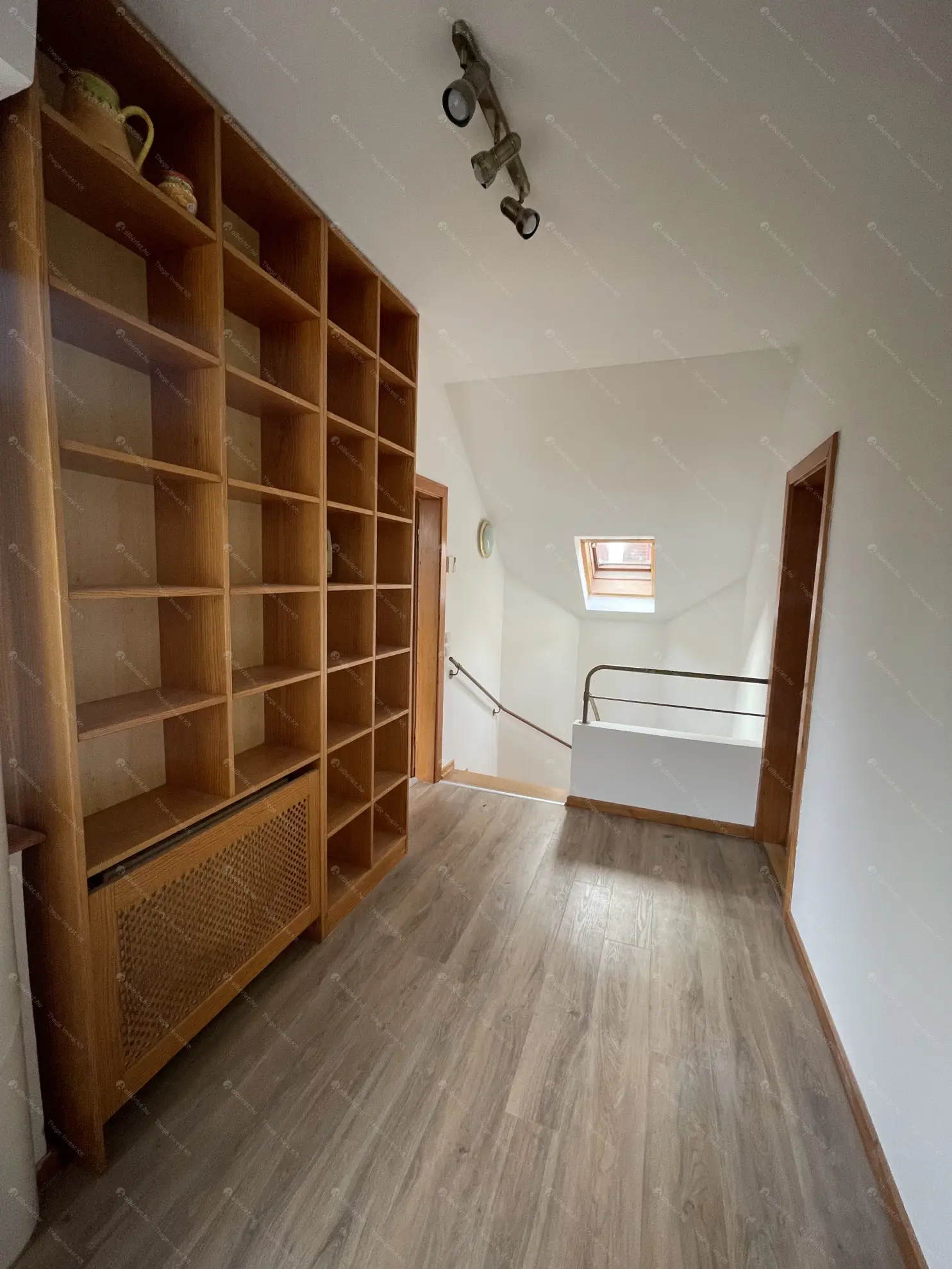 Kiadó albérlet 490000 Ft/hó áron: Budapest, II. kerület  Honfoglalás utca. Mérete: 195 nm, 6 szobás | Alberlet.hu - 6599082