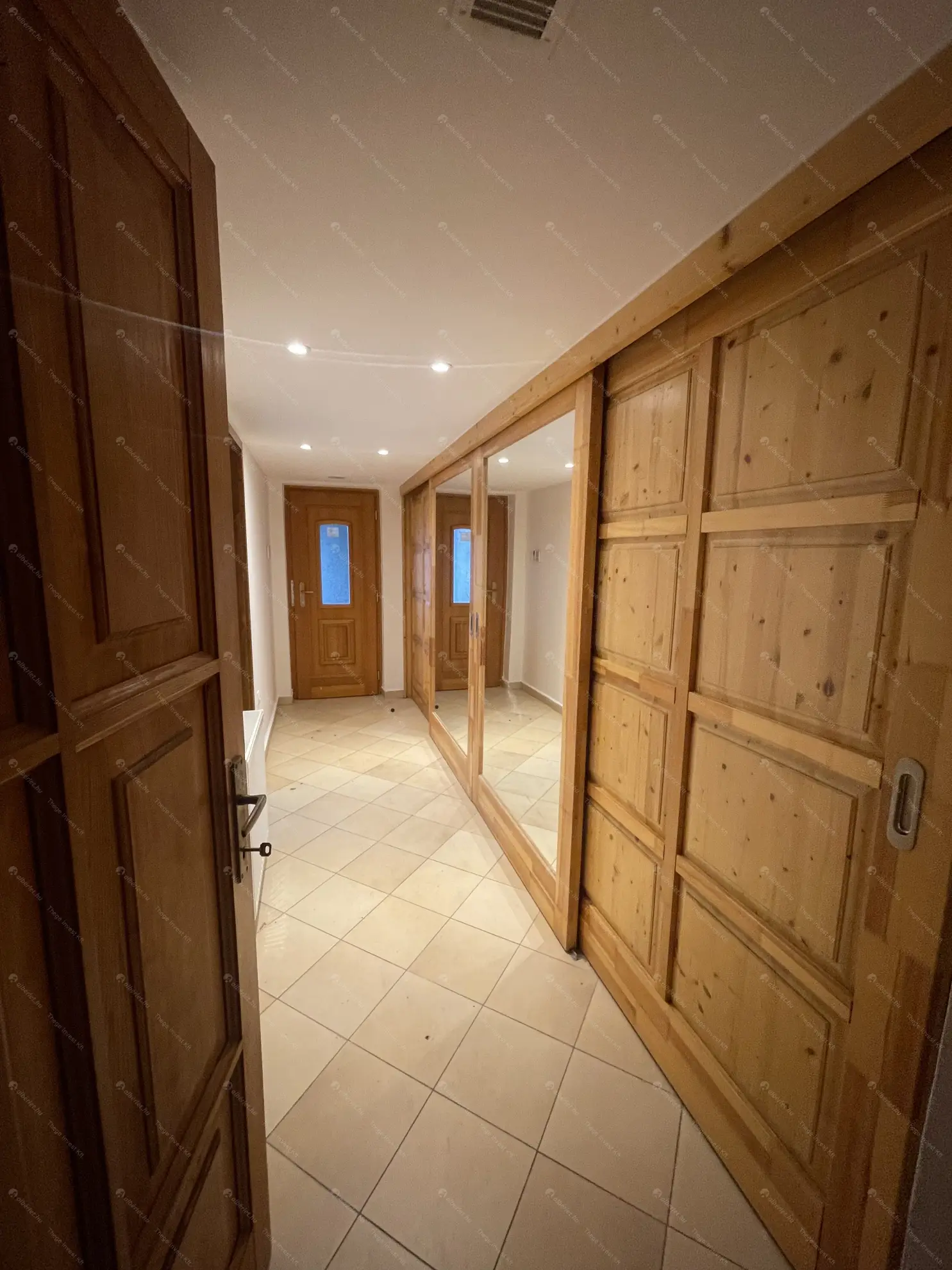 Kiadó albérlet 490000 Ft/hó áron: Budapest, II. kerület  Honfoglalás utca. Mérete: 195 nm, 6 szobás | Alberlet.hu - 6599091